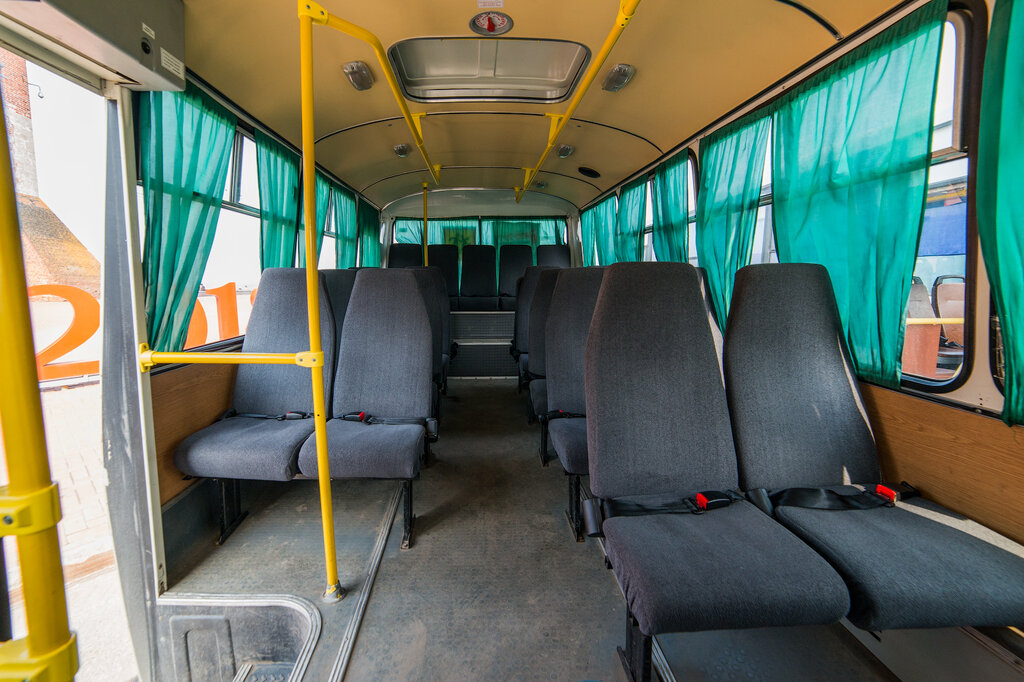 Салон общественного транспорта. Сидения ПАЗ 762. Автобус внутри. Салон автобуса. Автобус салон внутри.