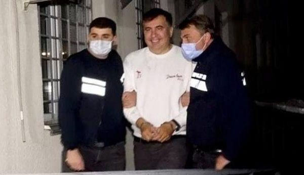 Медики посоветовали отправить в больницу Михаила Саакашвили